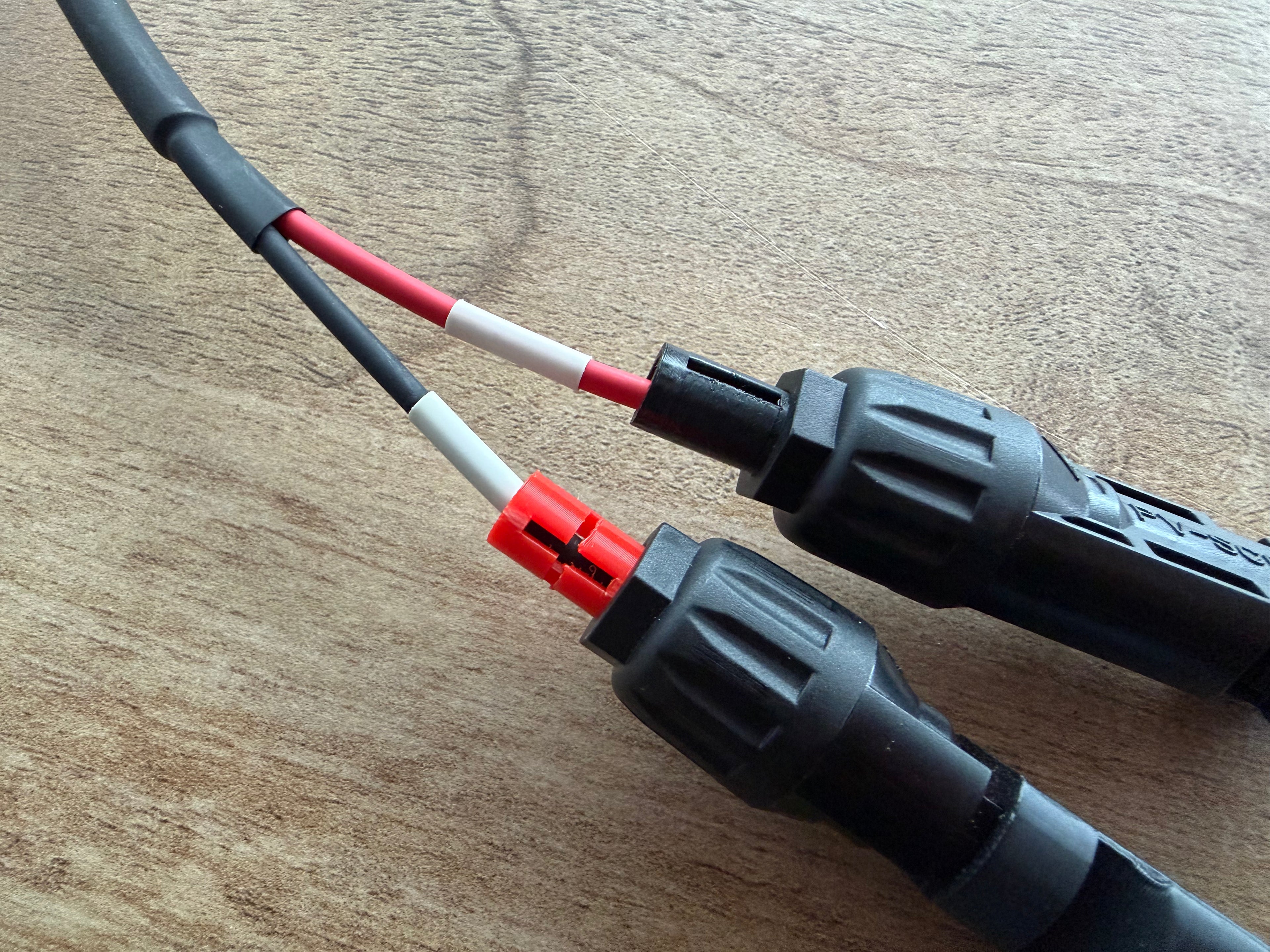 MC4 Solar Cable Polarity Markers | Van & Off-Grid Wiring Clips